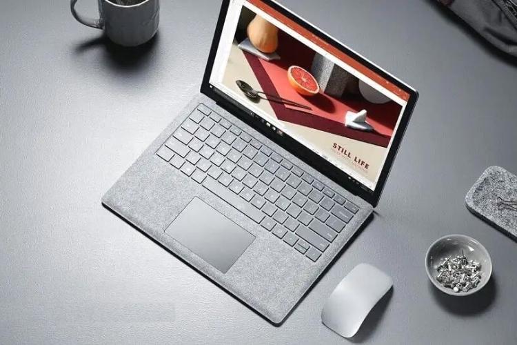 Surface Laptop 4 thiết kế mỏng, kiểu dáng đẹp