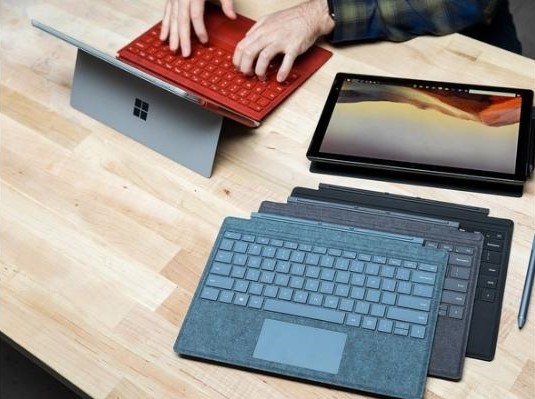 Bàn phím Surface Go Ancantara thiết kế mới lạ độc đáo
