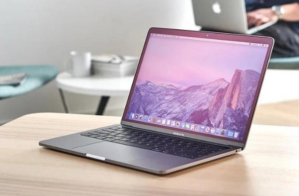 Macbook Pro 2019 với cấu hình thế hệ mới