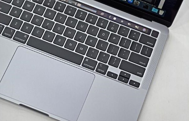 Macbook Pro 2020 i5 đã được trang bị bàn phím Magic Keyboard mới