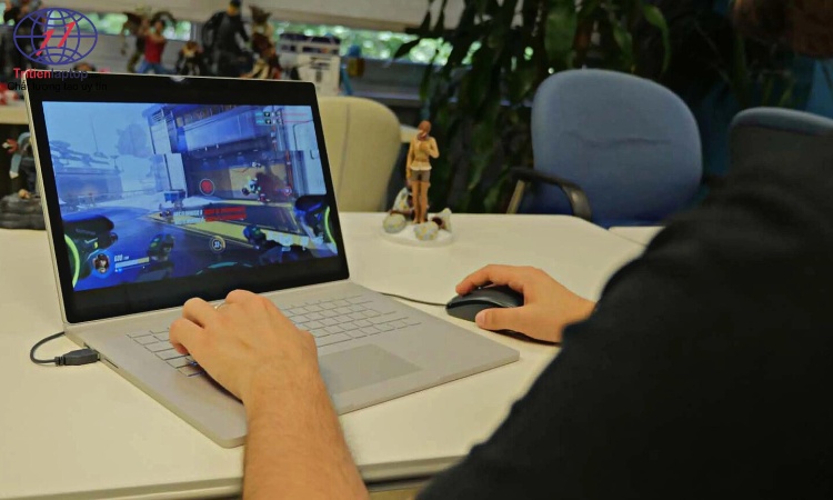 Surface Book 3 “là Surface tốt nhất để chơi game nhập vai”