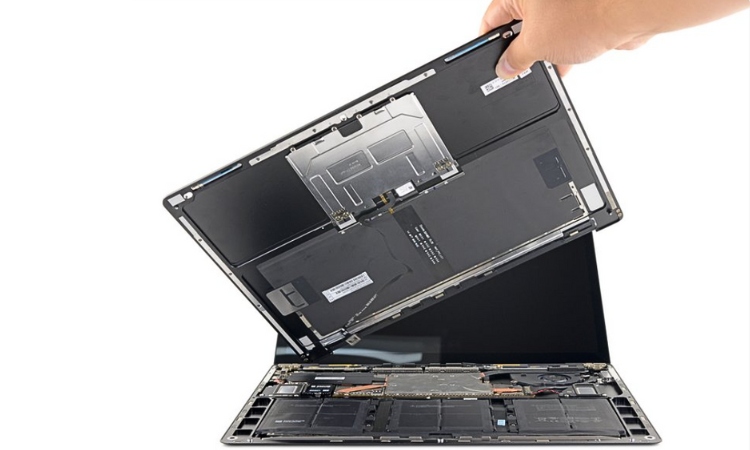 Thay pin cho Surface Laptop 5