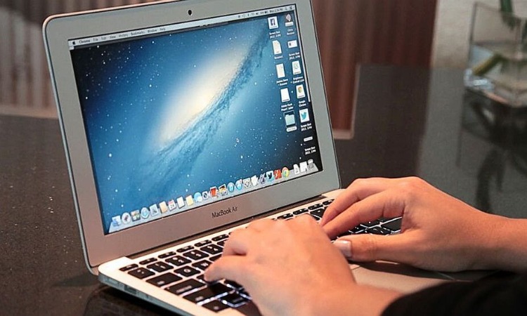 Nguyên nhân dẫn đến một số lỗi trên bàn phím Macbook Air 2013