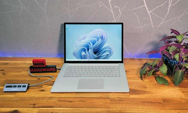 Surface Laptop 5 Core i7 Ram 16GB SSD 256GB màn hình màu sắc sống động
