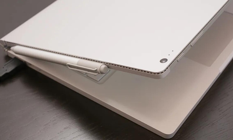 Surface Book thích hợp cho các công việc thiết kế, sáng tạo