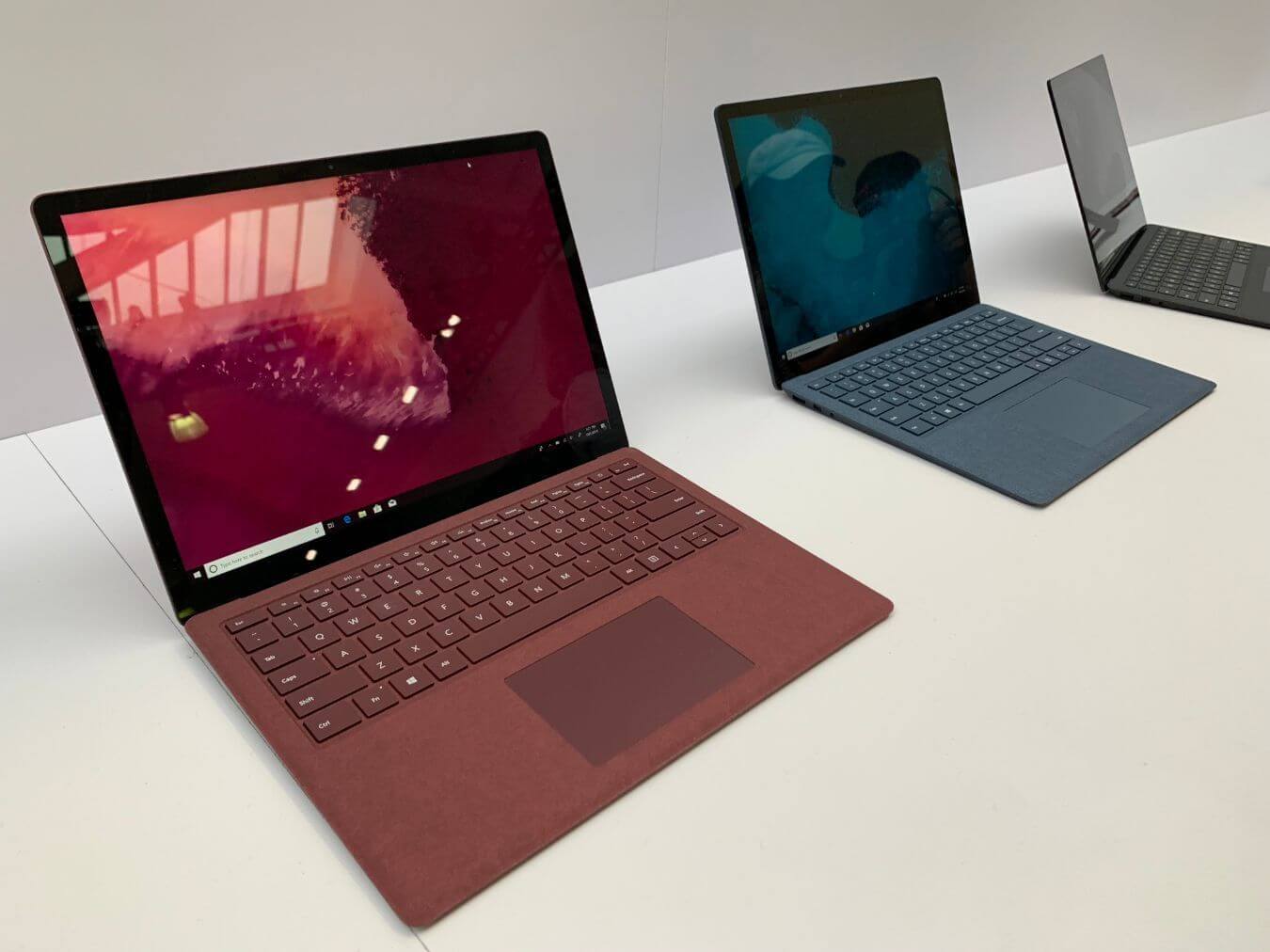 Surface Laptop có màu sắc đa dạng, thời trang