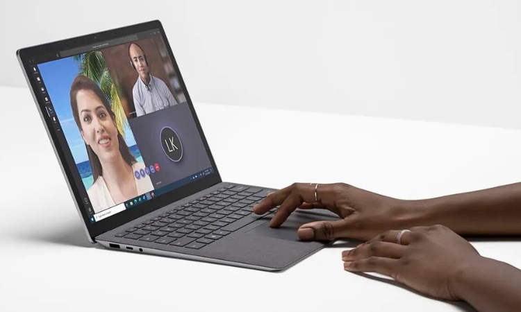 Surface Laptop 4 màn hình cảm ứng sống động