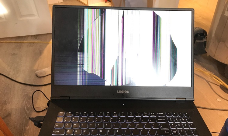 Lỗi trên màn hình laptop lenovo