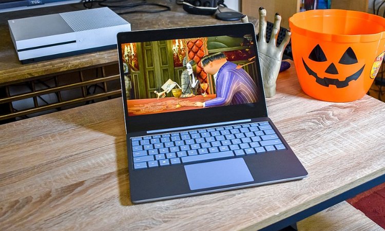 Màn hình Surface Laptop Go 3