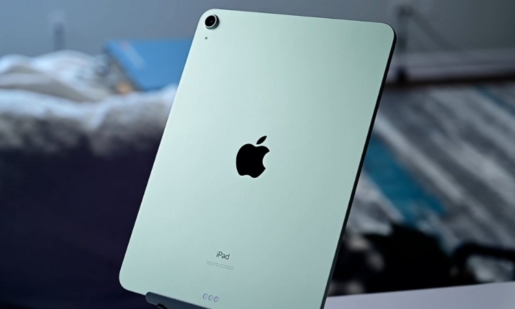 iPad Air có camera sau có độ phân giải 12MP