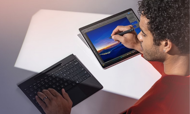 Bàn phím Surface Pro Flex kèm bút Slim Pen