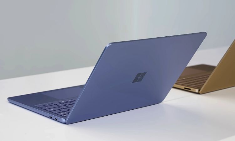 Surface Laptop nhẹ nhất và mỏng nhất từ ​​trước đến nay