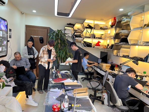 Khu vực sửa chữa laptop tại Trí Tiến