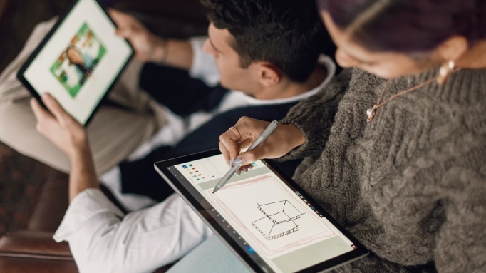 Những dòng laptop phù hợp với sinh viên năm 2025 7 chọn laptop cho sinh viên