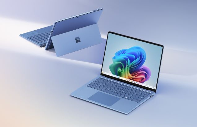 Windows 10 ngừng hỗ trợ vào tháng 10 năm 2025: Những điều bạn cần biết 11 Surface PC chạy Windows 11.