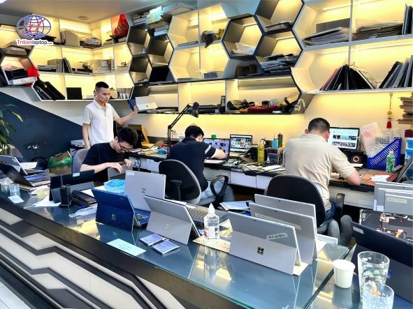 Sửa chữa & Thay thế Bàn phím Surface tại Trí Tiến