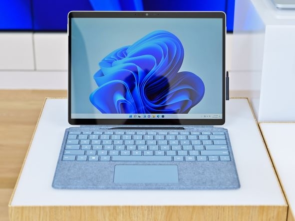 Surface Pro 8 (Core i7 / RAM 16GB / SSD 256GB)