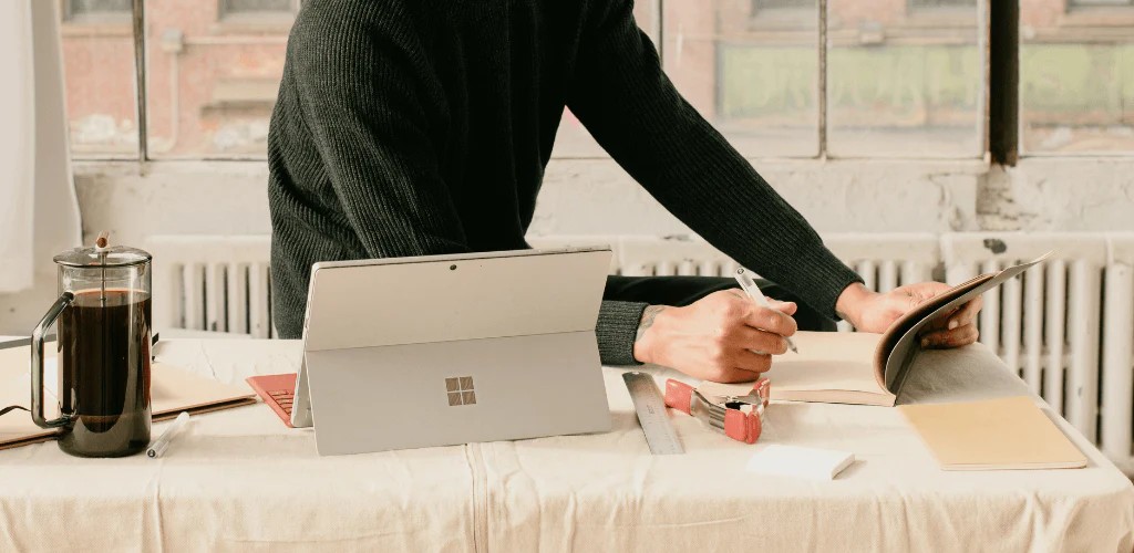 Thời gian sạc Surface thông thường