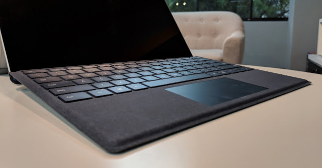 Kiểm tra bàn phím Surface Pro 5 cũ