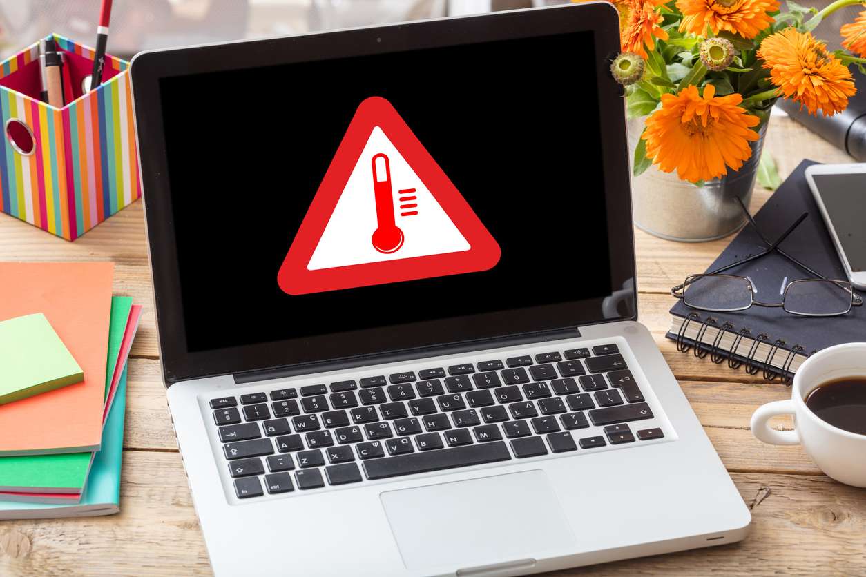 laptop bị nóng