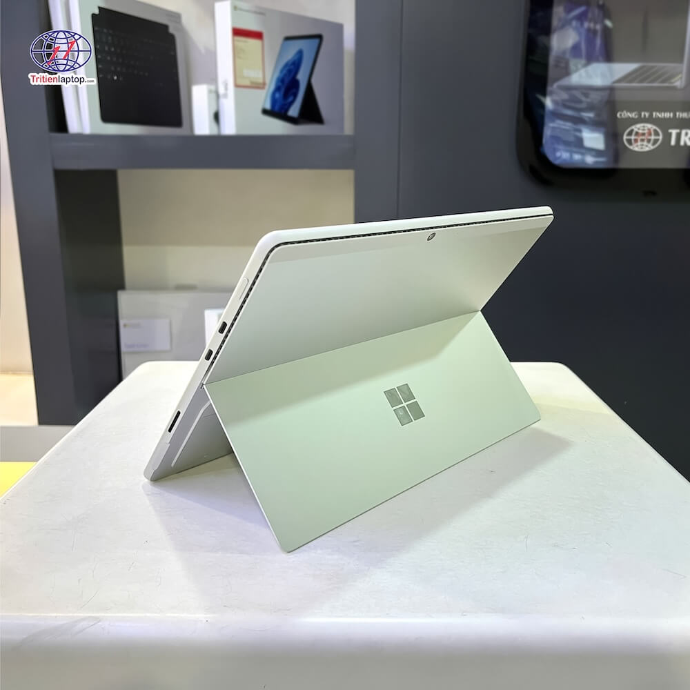 Surface Pro 8 Zin Đẹp Keng tại Trí Tiến